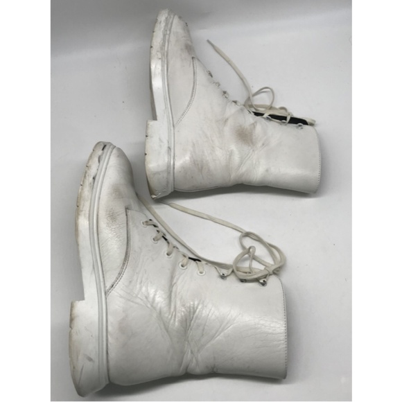 Stuart Weitzman Mckenzee Combat Boot In White Smooth Calf sz 7 - Picture 8 of 10
